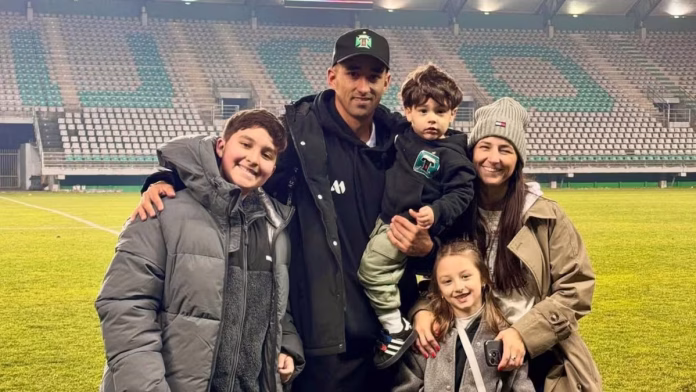 FT547SODIFDGBOMWKT4M2KH3HY