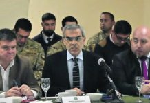 Ministro de Seguridad anuncia en Temuco aumento del despliegue militar en La Araucanía